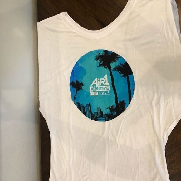 NWOT scoop neck white and aqua tropical tee - Picture 1 of 2
